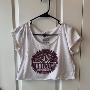 Volcom cropped tee